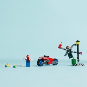 Мотоциклетная погоня LEGO Super Heroes + подарочный пакет LEGO