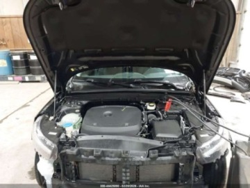 Volvo XC40 Crossover 2.0 T5 247KM 2020 Volvo XC 40 T5 Momentum 2020 2.0 Benzyna 248KM, zdjęcie 8