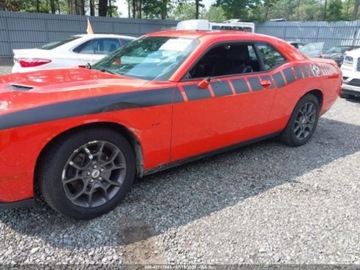 Dodge Challenger III 2018 Dodge Challenger Gt awd 3.6 Benzyna 305KM, zdjęcie 2