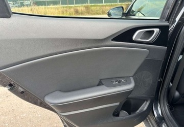 Kia XCeed PHEV 1.6 GDi Plug-in Hybrid 141KM 2021 Kia XCeed Kia XCeed 1.6 GDI DCT6 OPF Platinum Edition 1.6 Hybryda Plug-in, zdjęcie 31