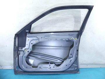 DVEŘE PŘEDNÍ PRAVÉ THEMA II 11-14 CHRYSLER 300