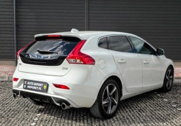 Volvo V40 II Cross Country D3 150KM 2013 Volvo V40 R-DESIGN D3 2,0 R5 150KM Automat 2.0 Diesel 150KM, zdjęcie 4