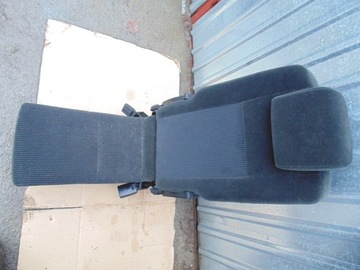 FOTEL SRODKOWY TYL FORD FOCUS CMAX MK1