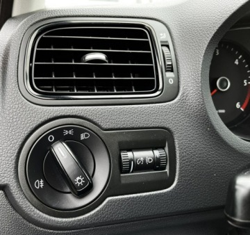 Volkswagen Polo V Hatchback 5d 1.2 TDI-CR DPF 75KM 2014 Volkswagen Polo Bezwypadek/ Serwisowany/, zdjęcie 25