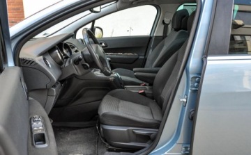 Peugeot 5008 I Minivan 1.6 THP 156KM 2009 Peugeot 5008 7-osobowy Bezwypadkowy Panorama 1.6 Benzyna 156KM, zdjęcie 6