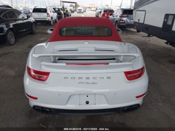 Porsche 911 991 Turbo/Turbo S Cabrio 3.8 520KM 2015 Porsche 911 Porsche 911 Turbo, od ubezpieczalni 3.8 Benzyna 520KM, zdjęcie 3