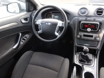 Ford Mondeo IV Kombi 2.0 Duratorq TDCi DPF 140KM 2010 Ford Mondeo 2.0 TDCi, Xenon, Klima, Klimatronic, zdjęcie 6