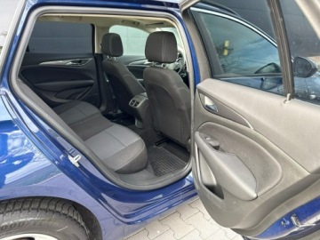 Opel Insignia II Sports Tourer Facelifting 1.5 Diesel 122KM 2021 Opel Insignia 1,5 Automat 122KM Bogate, zdjęcie 32