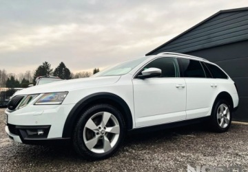 Skoda Octavia III Scout 2.0 TDI 184KM 2017 Skoda Octavia Bezwypadkowa, Scout FV23, DSG, 4x4, Kredytowanieleasing, gw., zdjęcie 4