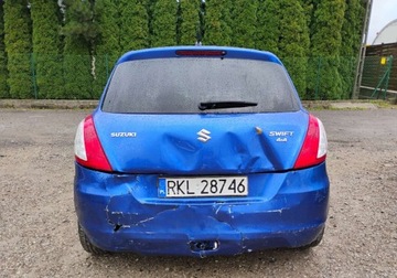 Suzuki Swift V Hatchback 5d 1.2 VVT 94KM 2011 Suzuki Swift I rej 2015r, 1.2 Benzyna. Uszkodzony tyl i lekko prawy przod., zdjęcie 16