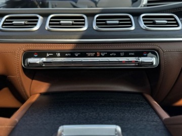 Mercedes GLE V167 SUV Facelifting 2.0 300d 269KM 2025 MERCEDES-BENZ GLE 300 d 4-Matic AMG Line 2.0 (269KM) 2025, zdjęcie 8