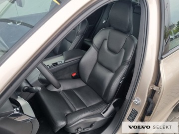 Volvo XC60 II 2023 Volvo XC 60 FV23 Plus Dark B4 B 197KM ACC BLIS Ele, zdjęcie 12