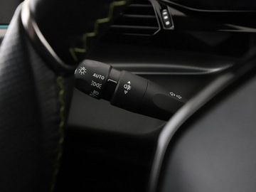Peugeot 308 II Hatchback Facelifting 1.2 PureTech 130KM 2021 Peugeot 308 1.2 GT Automat Nawigacja Aktywny, zdjęcie 37