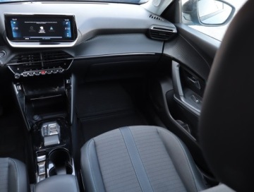 Peugeot 2008 II SUV 1.2 PureTech 130KM 2022 Peugeot 2008 1.2 PureTech, Salon Polska, zdjęcie 7