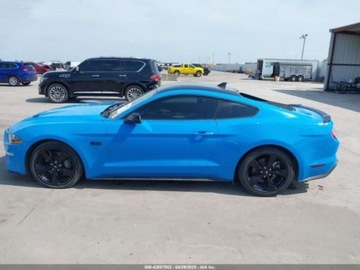 Ford Mustang VI Fastback Facelifting 5.0 Ti-VCT 450KM 2022 Ford Mustang 2022 FORD MUSTANG GT PREMIUM FASTBACK 5.0 Benzyna 450KM, zdjęcie 9