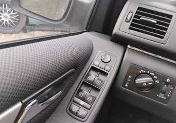 Mercedes Klasa B W245 180 CDI 109KM 2010 Mercedes-Benz Klasa B 2010r, 2.0 Diesel, AUTOMAT,SALON POLSKA. Lekko uszko, zdjęcie 9