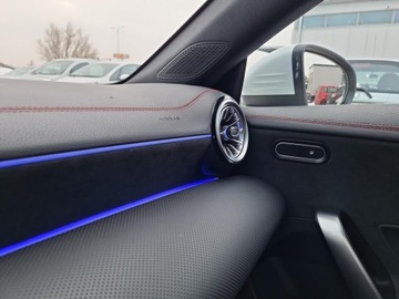 Mercedes CLA C118/X118 Coupe Facelifting 1.3 200 163KM 2023 Mercedes-Benz CLA 200 AMG / Advanced Plus / Multib, zdjęcie 25