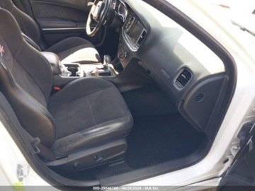 Dodge Charger VII 2015 Dodge Charger 2015 Dodge Charger 4dr Sdn RoadTrack RWD 5.7 Benzyna 370KM, zdjęcie 4