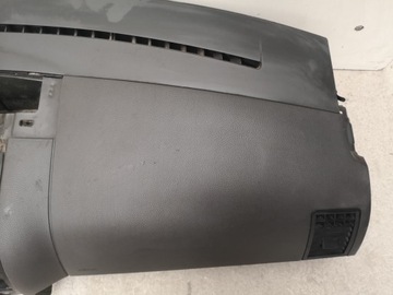 КОНСОЛЬ ПРИБОРНАЯ ПАНЕЛЬ VW TOUAREG 7L EU 7L6858451