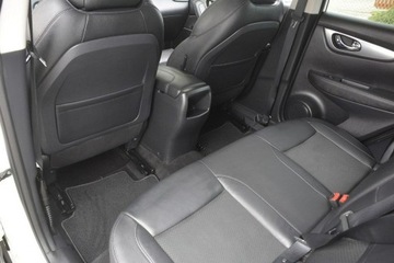 Nissan Qashqai II Crossover Facelifting 1.3 DIG-T  160KM 2019 Nissan Qashqai 1.3 DIG-T kamera 360 automat nawi, zdjęcie 31