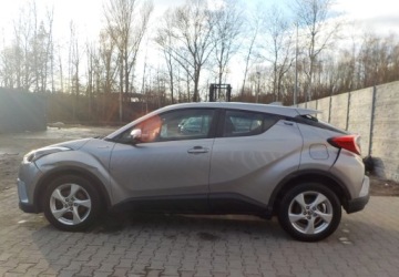 Toyota C-HR I Crossover 1.8 Hybrid 122KM 2018 Toyota C-HR Okazja 1.8 Hybryda 122KM, zdjęcie 11