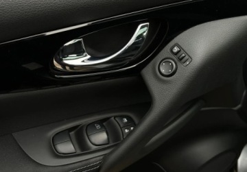 Nissan Qashqai II Crossover 1.2 DIG-T 115KM 2017 Nissan Qashqai 1.2 Benzyna, Automat. NOWY ROZRZAD 1.2 Benzyna 115KM, zdjęcie 12
