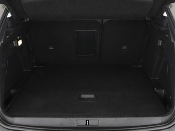 Peugeot 3008 II Crossover 1.2 PureTech 130KM 2019 Peugeot 3008 Automat Virtual Navi Kamera cofania, zdjęcie 19