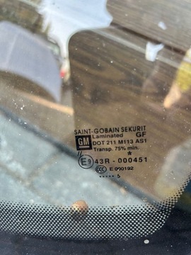 OPEL CORSA E 1.0 TURBO 3 DVEŘE SKLO (OKNO) PŘEDNÍ ČELNÍ