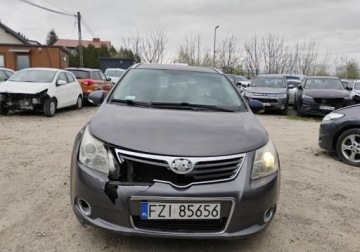 Toyota Avensis III Wagon 2.0 D-4D 126KM 2010 Toyota Avensis 2010r, 2.0 DIESEL. Lekko uszkodzony przod. Jezdzi. 2.0, zdjęcie 14