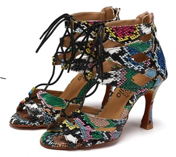 BUTY DO TAŃCA TANECZNE SZNUROWANE WZORKI 9cm