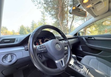 Volkswagen Passat B7 Variant 2.0 TDI CR DPF BlueMotion 140KM 2013 Volkswagen Passat Volkswagen Passat 2.0 TDI Highline DSG 2.0 Diesel 140KM, zdjęcie 16
