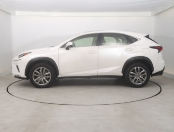 Lexus NX I SUV Facelifting 300 238KM 2018 Lexus NX 200t, Salon Polska, Serwis ASO, 4X4, zdjęcie 2