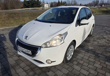 Peugeot 208 I Hatchback 3d 1.4 VTI 95KM 2015 Peugeot 208 1.4 BenzynaLPG 95KM