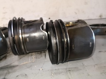 Поршень + шатун Opel Vectra C Astra H Zafira B Fiat 1.9 CDTI JTD 8V B774