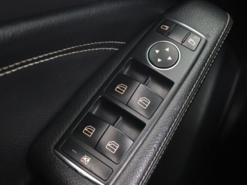 Mercedes CLA C117 Shooting Brake Facelifting 1.6 180 122KM 2018 Mercedes CLA 180, Skóra, Navi, Klima, Tempomat, zdjęcie 18