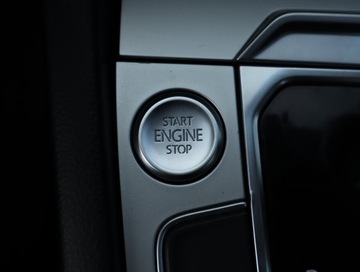 Volkswagen Passat B8 Variant 2.0 TDI 150KM 2015 VW Passat 2.0 TDI, Automat, Klima, Klimatronic, zdjęcie 14