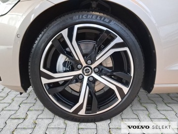 Volvo V60 II  Kombi Facelifting 2.0 B4 B 197KM 2025 Volvo V60 Volvo V60 B4 B Ultra Dark - Gwarancja do, zdjęcie 31