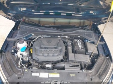 Volkswagen Passat B8 2021 Volkswagen Passat 2021 Volkswagen Passat 2.0T SE Auto 2.0 Benzyna 174KM, zdjęcie 9