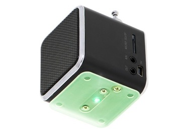 Портативный аккумуляторный радиоприемник с ЖК-дисплеем и Bluetooth-динамиком TD-V26