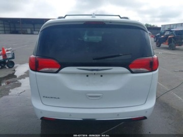 Chrysler Pacifica II 2019 Chrysler Pacifica Touring L 2019 3.6l 3.6 Benzyna 287KM, zdjęcie 4