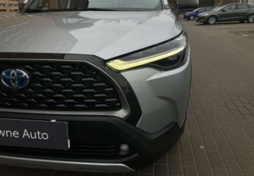 Toyota Corolla Cross 2.0 Hybrid Dynamic Force 197KM 2022 Toyota Corolla Cross Toyota Corolla Cross 2.0 Hybrid Style 2.0 Hybryda, zdjęcie 14