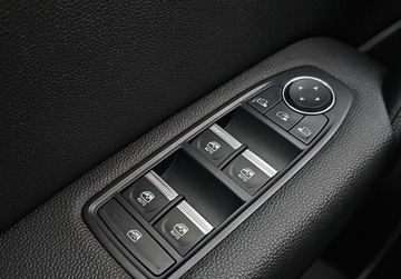 Renault Captur II Crossover 1.0 TCe 90KM 2023 Renault Captur SalonPL SerwisASO Panorama BOSE Grupa Adamowscy Benzyna 90KM, zdjęcie 14