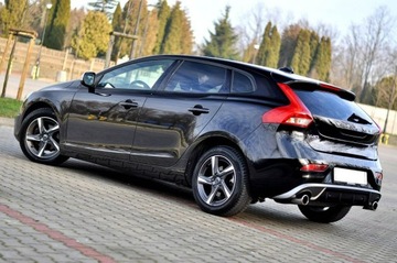 Volvo V40 II Hatchback Facelifting 2.0 D2 120KM 2017 Volvo V40 LiFt Full Led R-Design Digital Alcantara, zdjęcie 16
