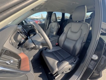 Volvo XC60 II 2023 Volvo XC 60 B4 D AWD Plus Dark | Serwis ASO | Salo, zdjęcie 26