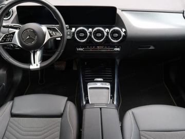 Mercedes GLA II Off-roader Facelifting 2.0 220 190KM 2025 GLA 220 4-Matic Progressive 2.0 (190KM) 2025, zdjęcie 8