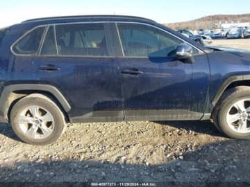 Toyota 2021 Toyota RAV4 2021r., XLE, od ubezpieczalni 2.5 Benzyna 203KM, zdjęcie 7