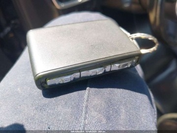 Volvo S90 II Sedan 2.0 T5 250KM 2018 Volvo S90 T5 MOMENTUM 2018, od ubezpieczalni 2.0 Benzyna 250KM, zdjęcie 8