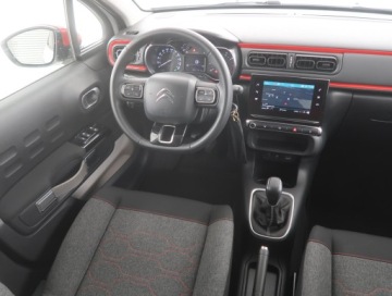 Citroen C3 III Hatchback 1.2 PureTech 110KM 2017 Citroen C3 1.2 PureTech, Salon Polska, zdjęcie 6