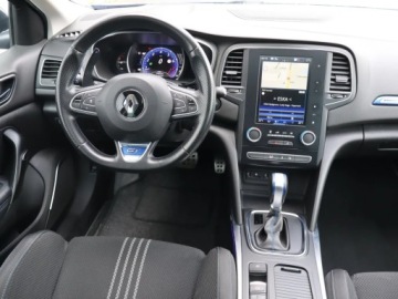Renault Megane IV GT Grandtour 1.6 TCe 205KM 2018 Renault Megane 1.6 TCe GT, Salon Polska, zdjęcie 6