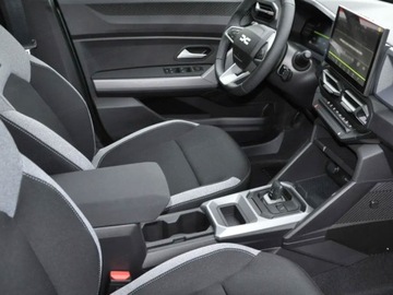Dacia Duster III 2025 Od ręki - Journey 1.8 Full Hybrid 155KM / Pakiet Parking, Zimowy Plus, zdjęcie 4